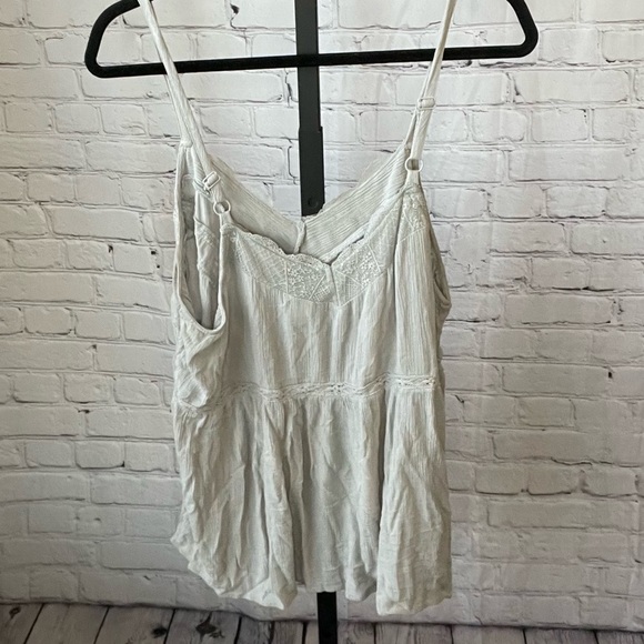 Torrid Light Grey Swing Tank Top Size 1X - Picture 2 of 3
